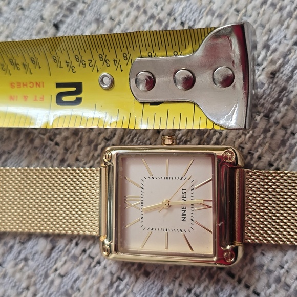 NINE WEST WOMEN'S GOLDTONE ANALOG WATCH - Picture 6 of 13